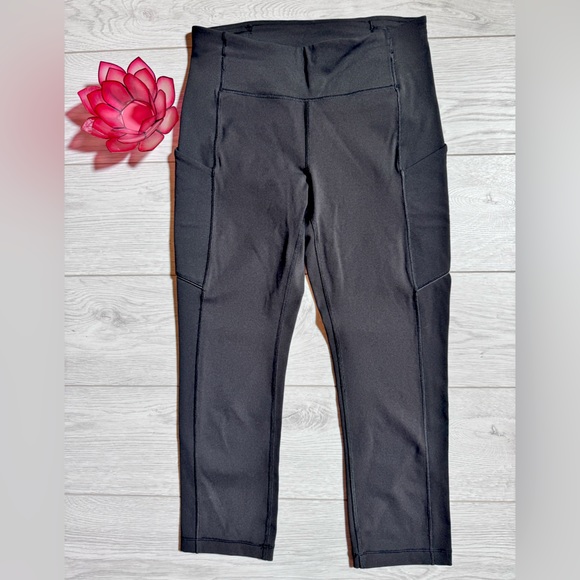 Lululemon Speed Up Crop 21” - Size 4 - Black - Picture 3 of 14
